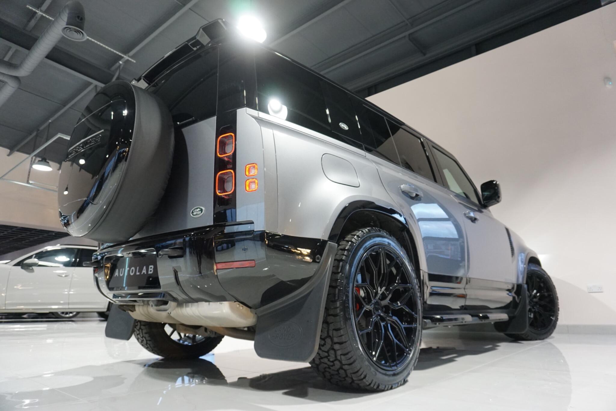 Land Rover Defender 110 3.0 D300 MHEV X SUV 5dr Diesel Auto 4WD Euro 6 (s/s) (300 ps)